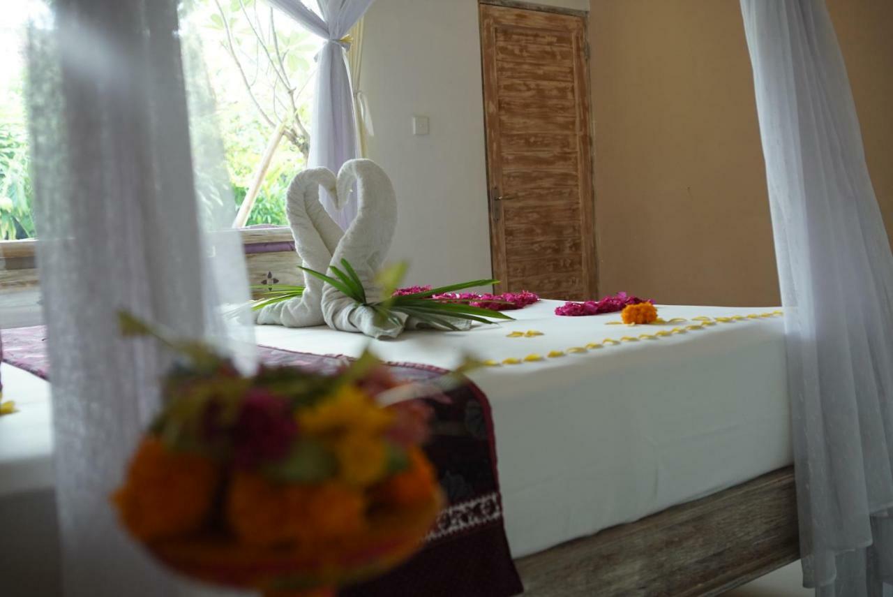 Oma In Pemuteran Bali Appartement Buitenkant foto
