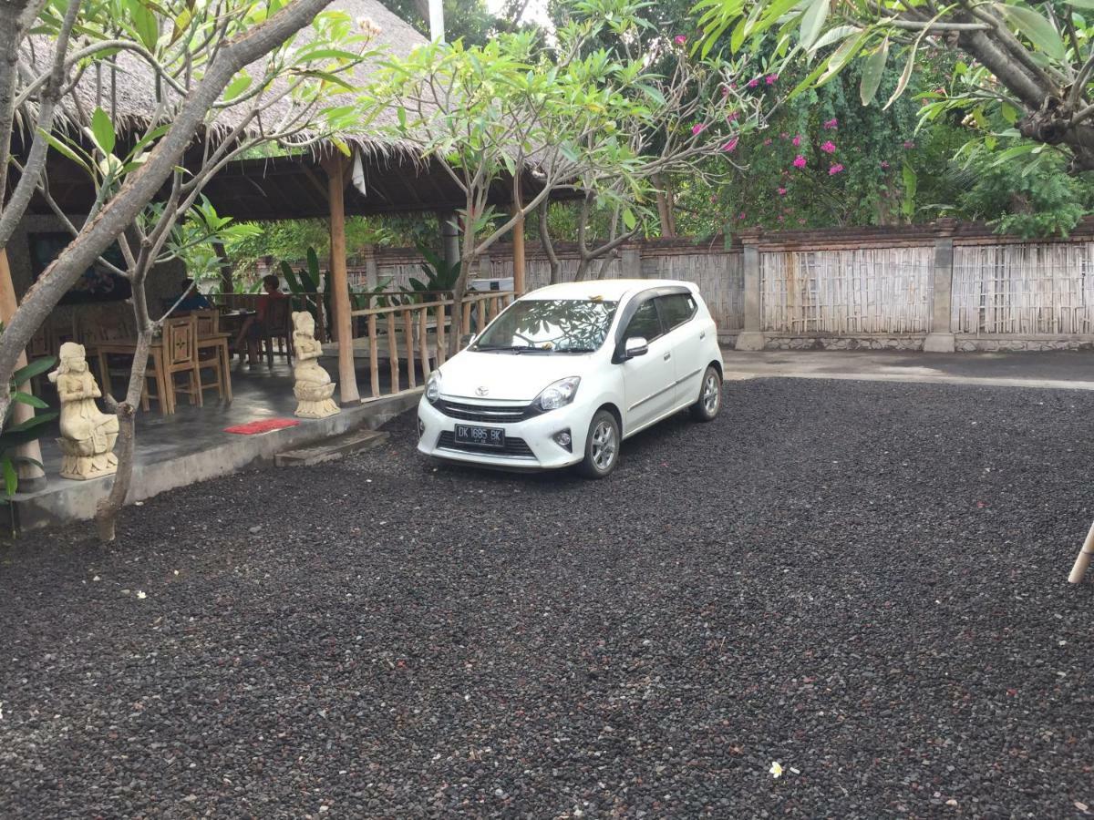 Oma In Pemuteran Bali Appartement Buitenkant foto